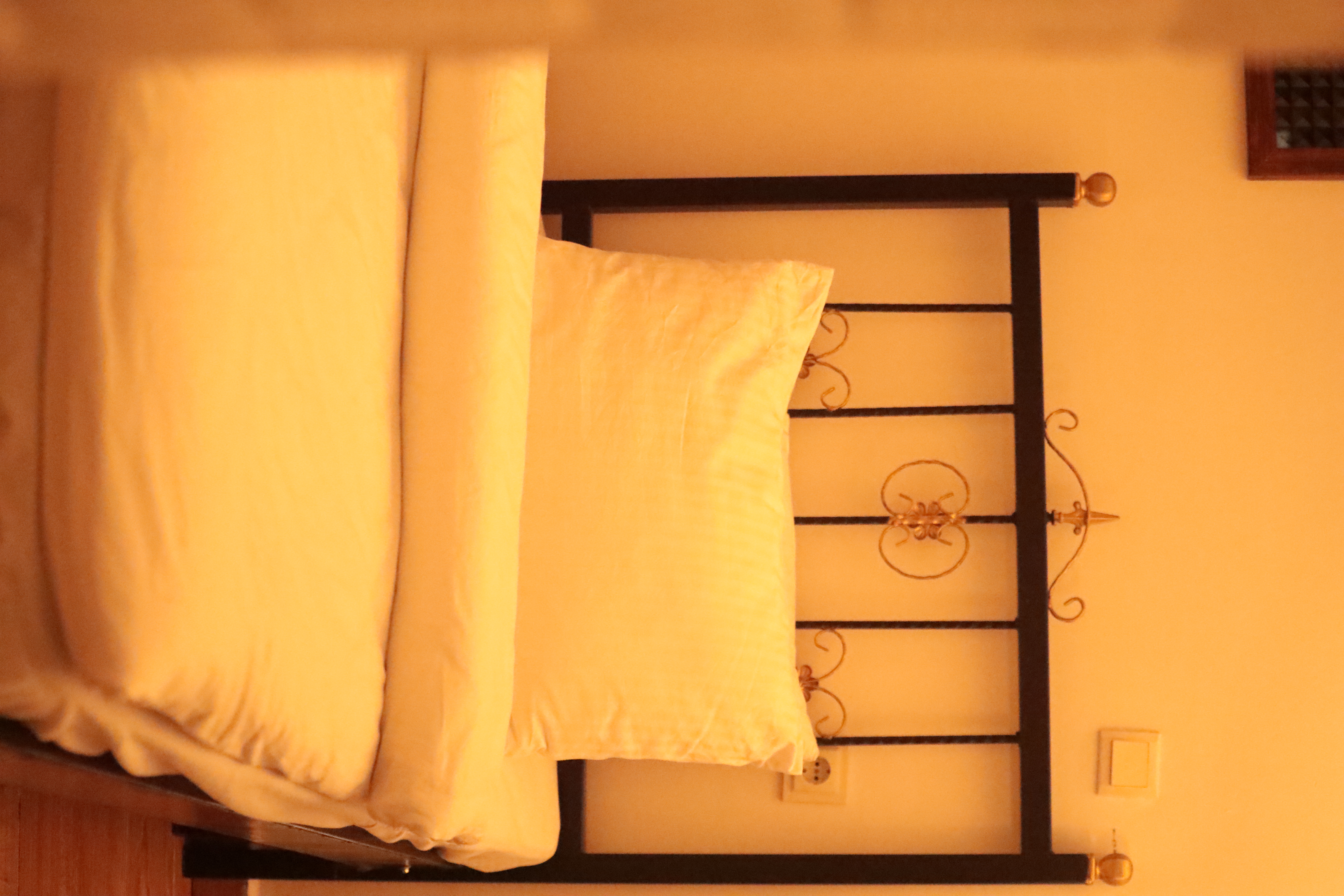 Kırmızı - Görsel 2